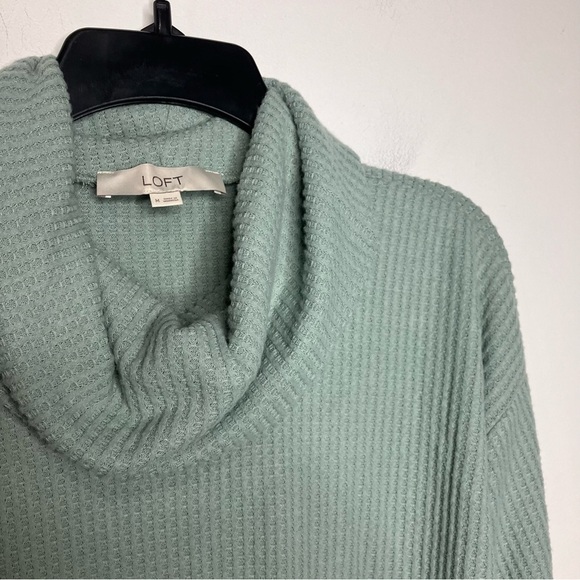 Loft waffle knit cowl knit top green size medium - Picture 7 of 10